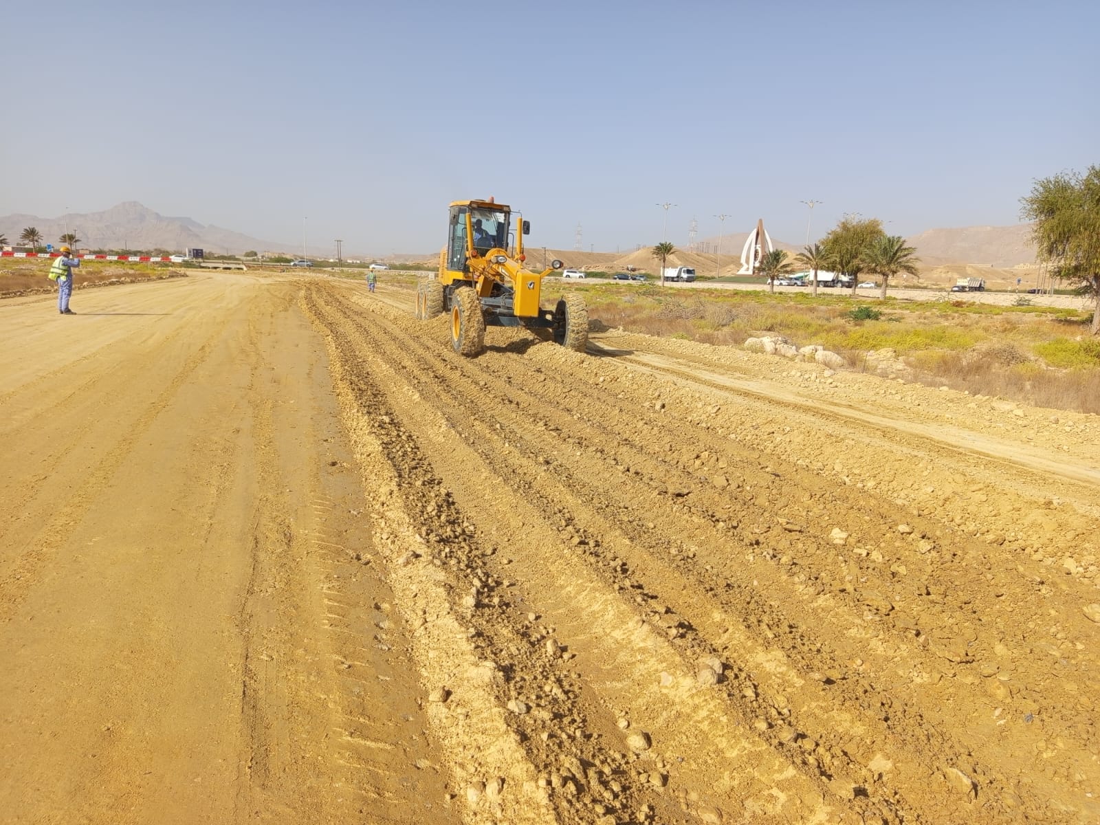 Dualisation of Existing Road, LNG Roundabout to Bilad Sur Roundabout