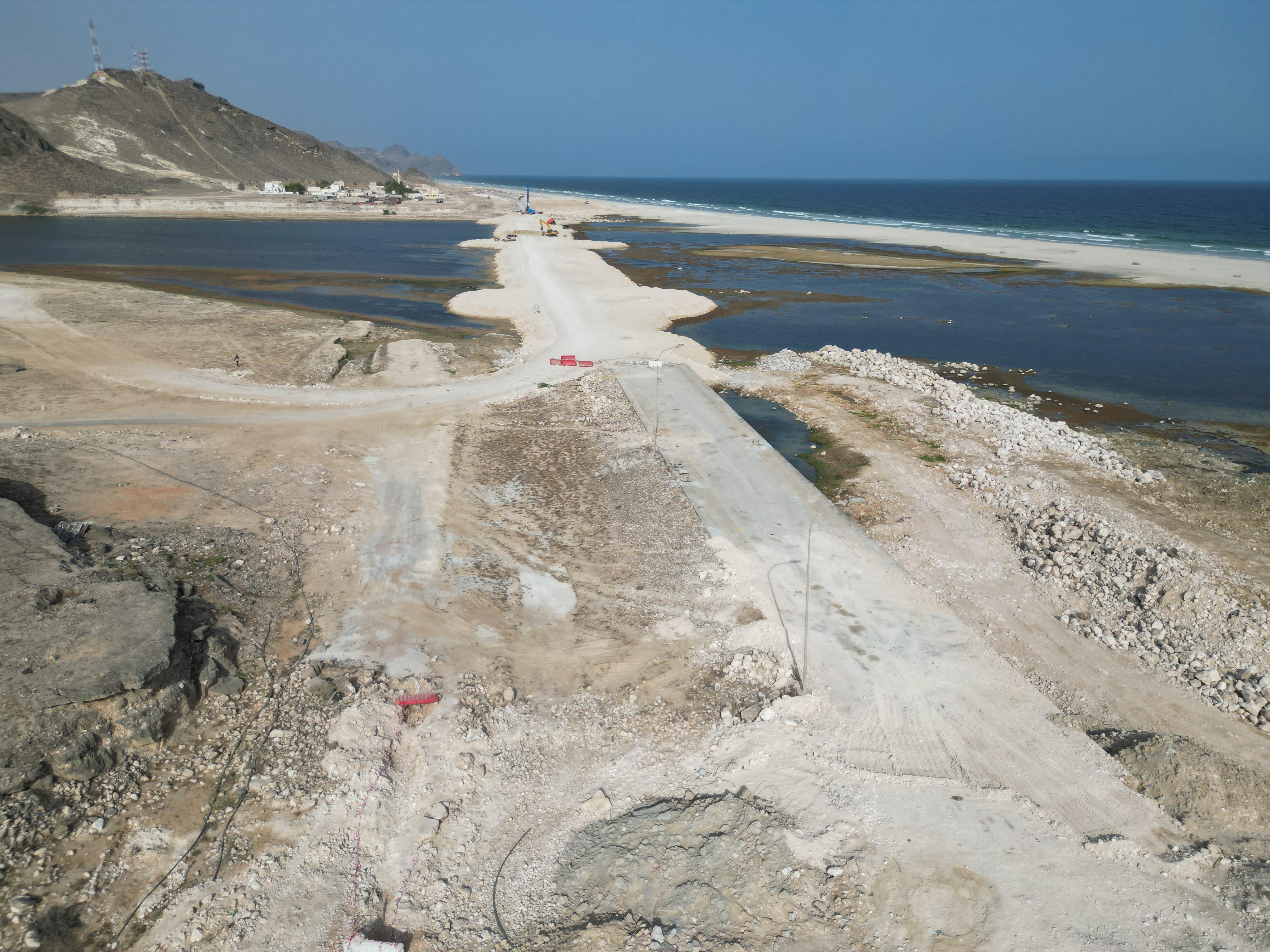 Mughsayl Road and Bridge